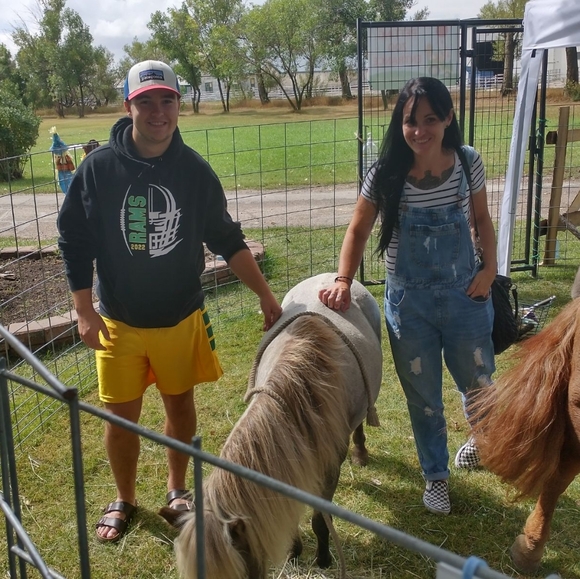 Meet your Posher, Becky - Picture 6 of 7